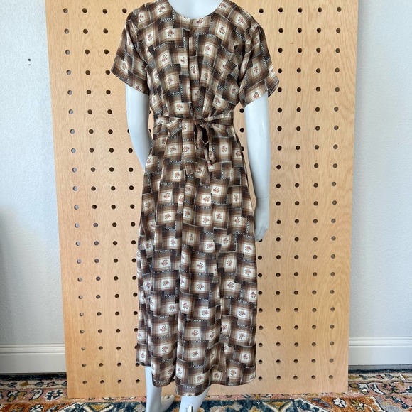 Vintage handmade shear dress - Picture 2 of 7